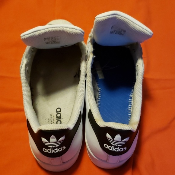 Adidas sneaker - Picture 3 of 4